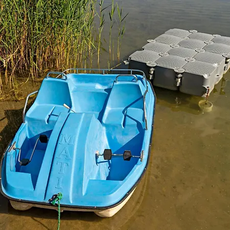 Dom Nad Samym Jeziorem 