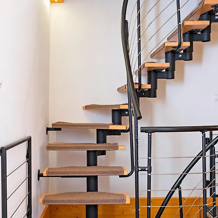 Dom Nad Samym Jeziorem 