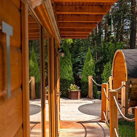 Dom Nad Samym Jeziorem 