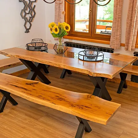 Dom Nad Samym Jeziorem 