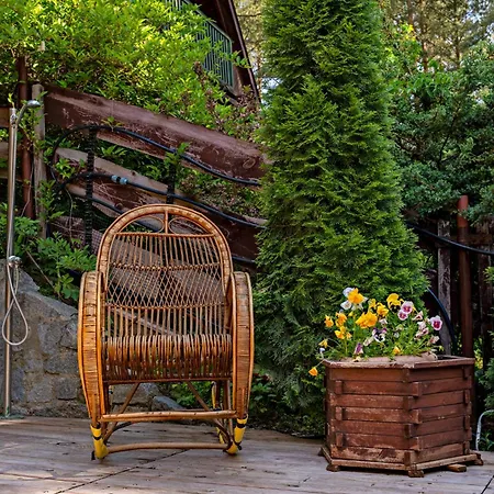 別荘 Dom Nad Samym Jeziorem 